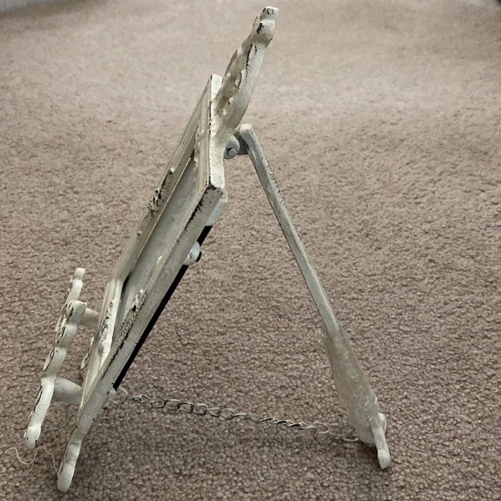 Picture frames - Picture 2 of 4